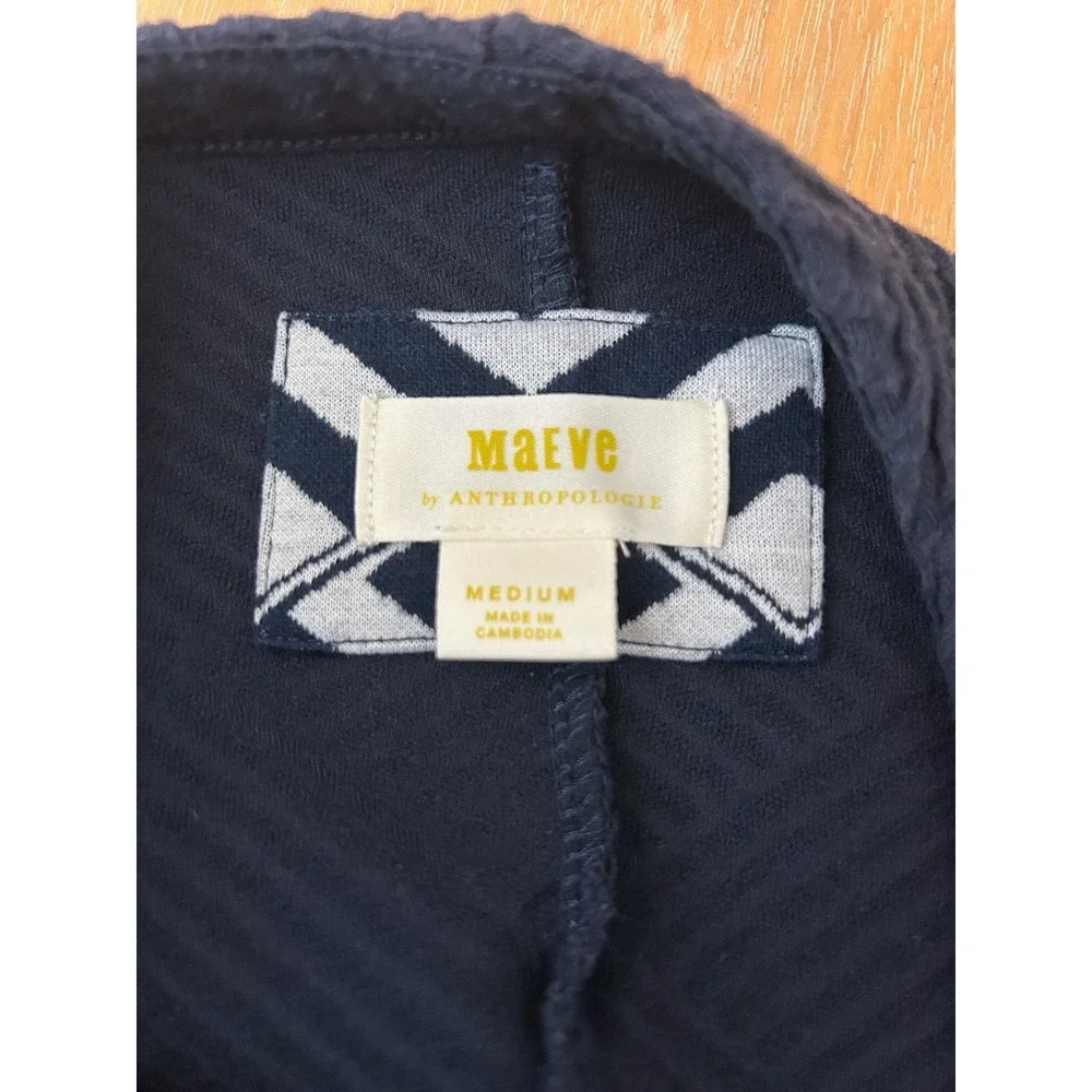 Maeve Anthropologie Peplum Flounce Embossed Blouse Top Navy Blue Sz M 3/4 Sleeve - Picture 3 of 8